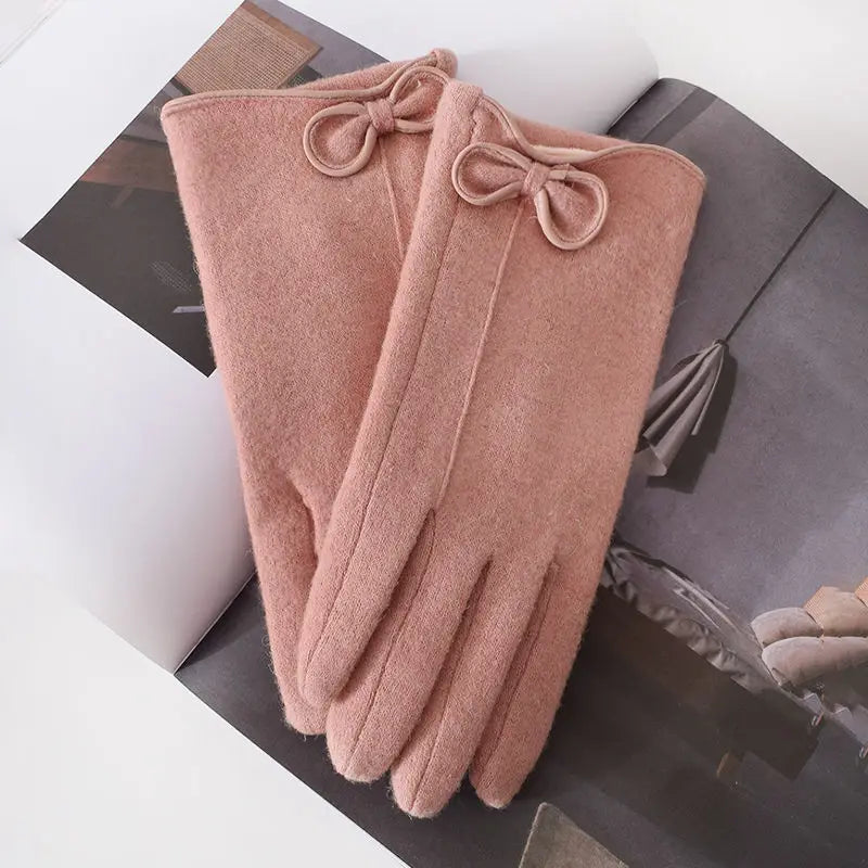 ZAYNA Cashmere Touchscreen Winter Gloves — Warm & Stylish