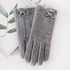 ZAYNA Cashmere Touchscreen Winter Gloves — Warm & Stylish
