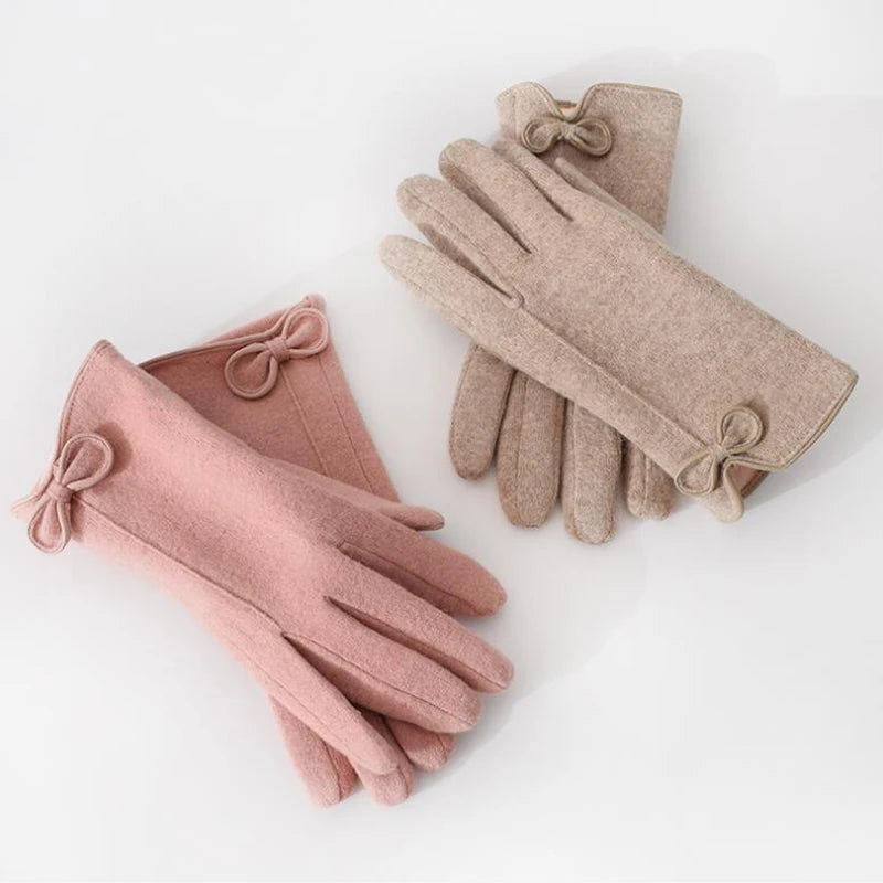 ZAYNA Cashmere Touchscreen Winter Gloves — Warm & Stylish
