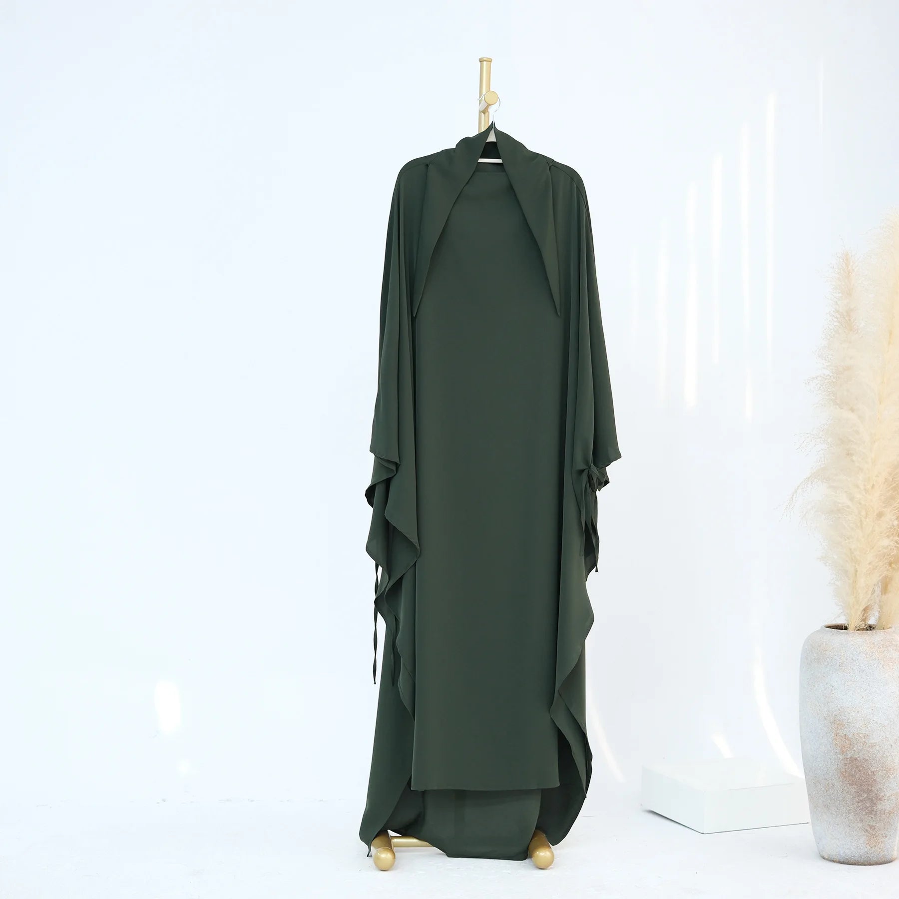 Khimar Amāna XL — Extra-long (Chador) with Tie-on Sleeves