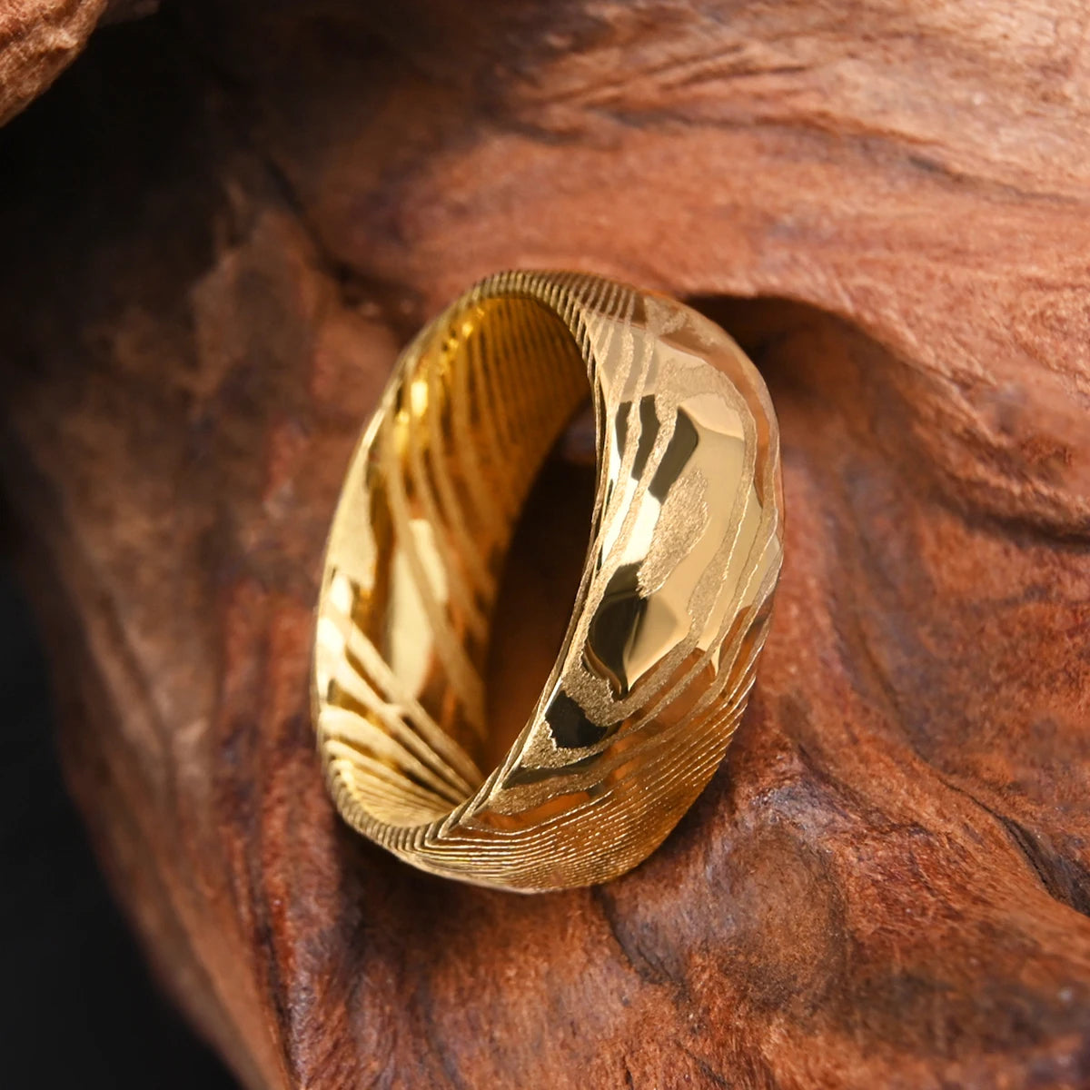 ZAYNA Damascus Steel Ring — Artisan Wedding Band
