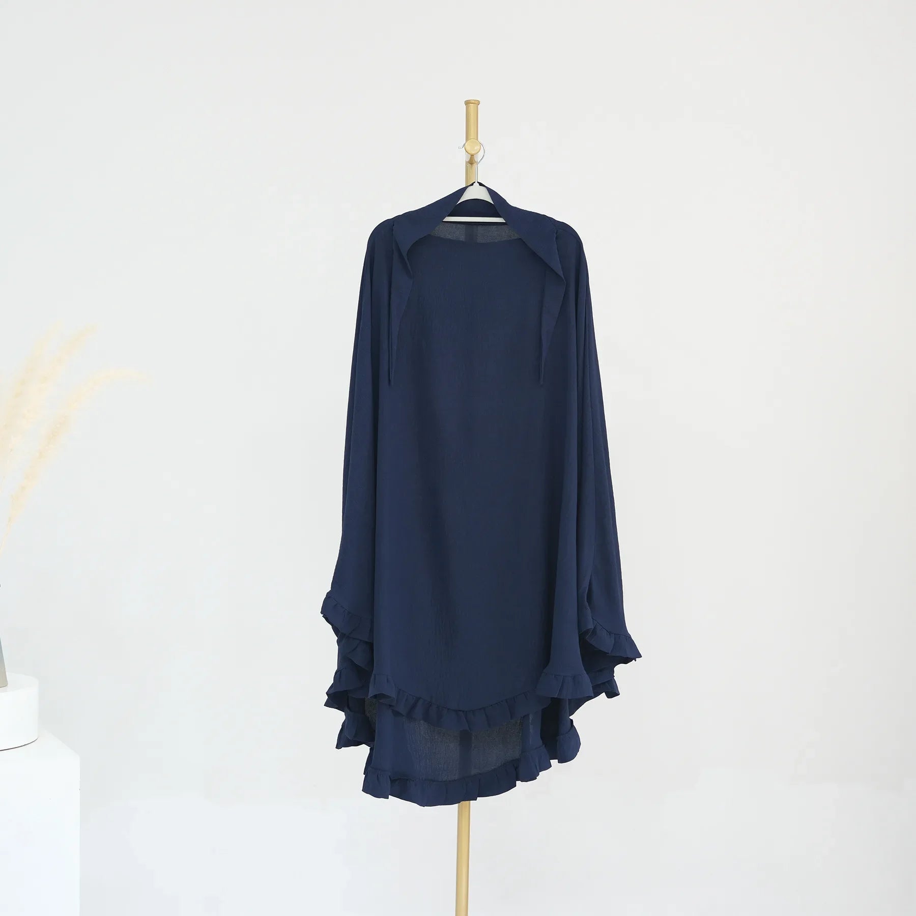 Khimar Nida Ruffles — 1 Nida Crepe Veil (Overhead)
