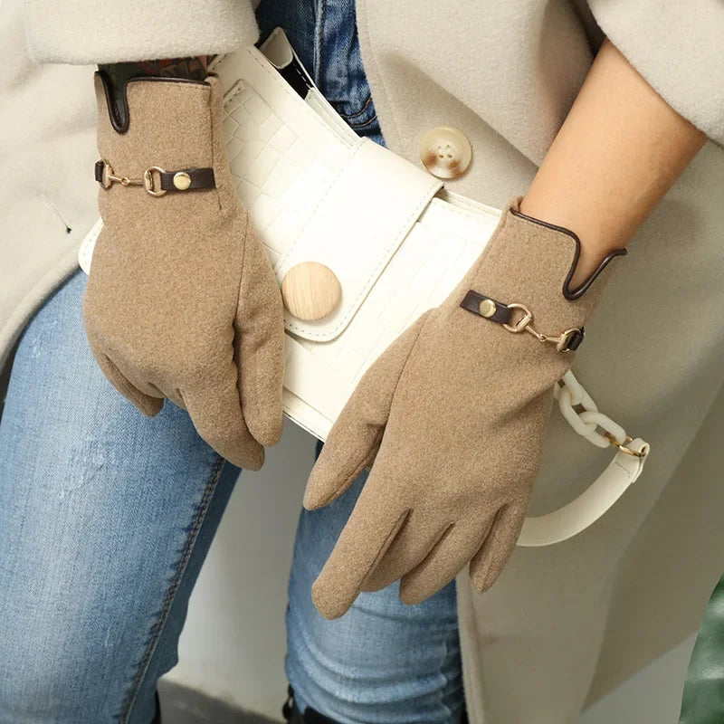 ZAYNA Elegant Touchscreen Winter Gloves — Warm & Stylish