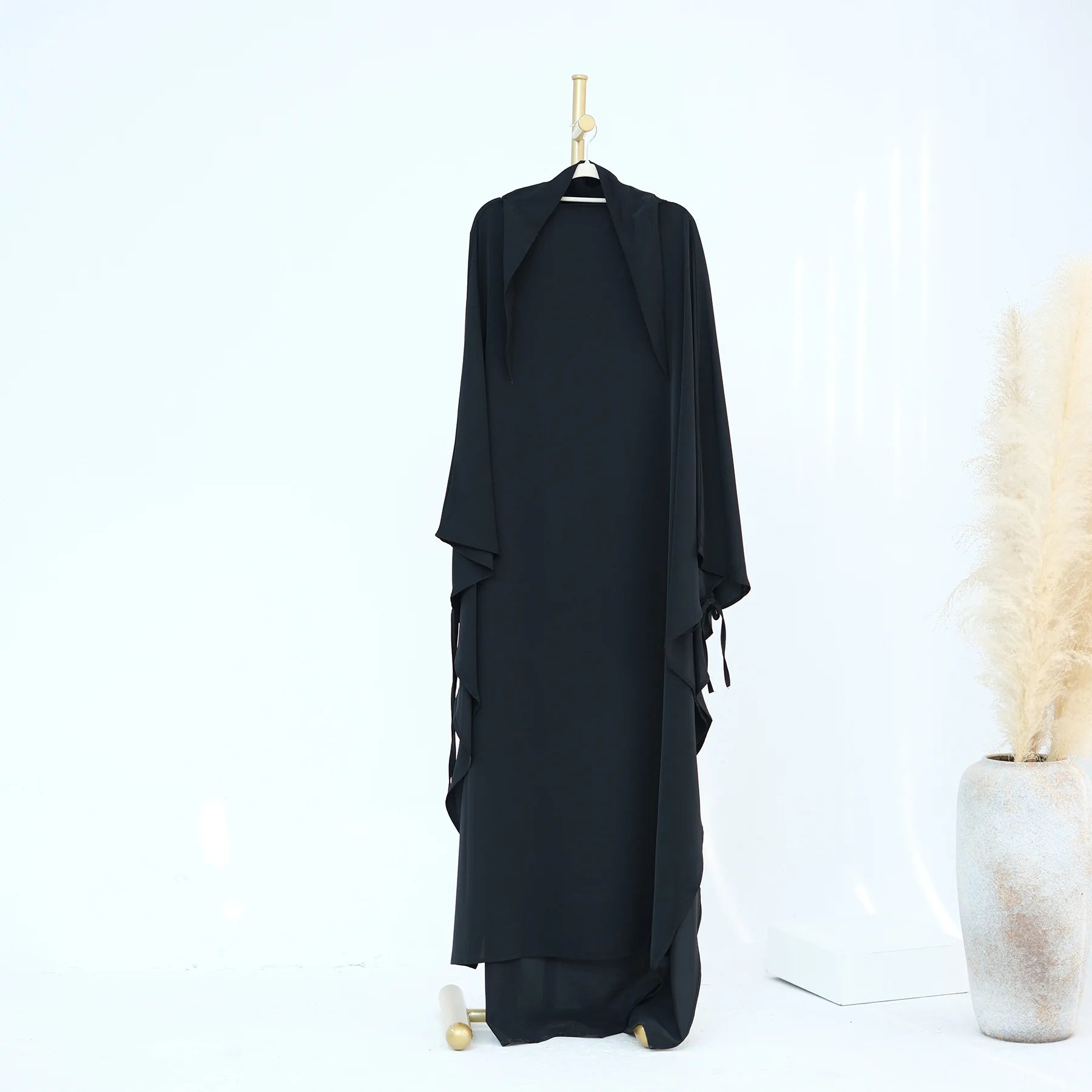 Khimar Amāna XL — Extra-long (Chador) with Tie-on Sleeves