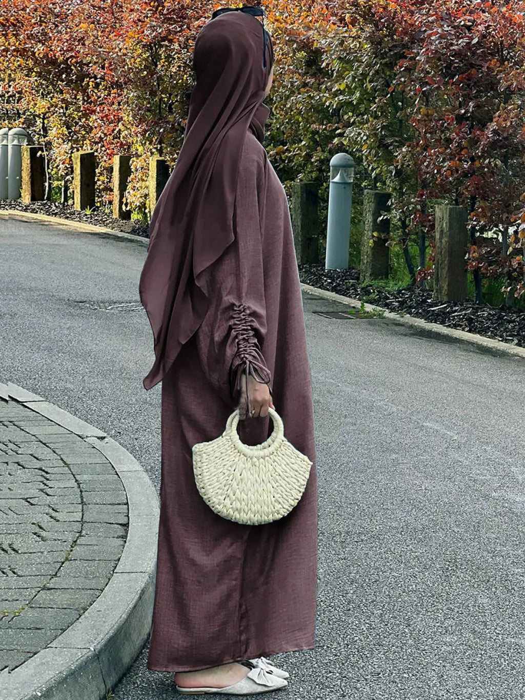 Abaya Naïla — Lace-Up Sleeves (Casual Edition)