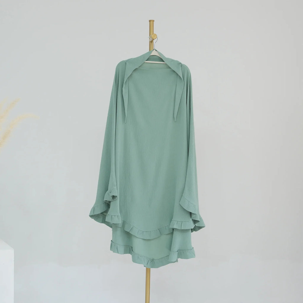 Khimar Nida Ruffles — 1 Nida Crepe Veil (Overhead)