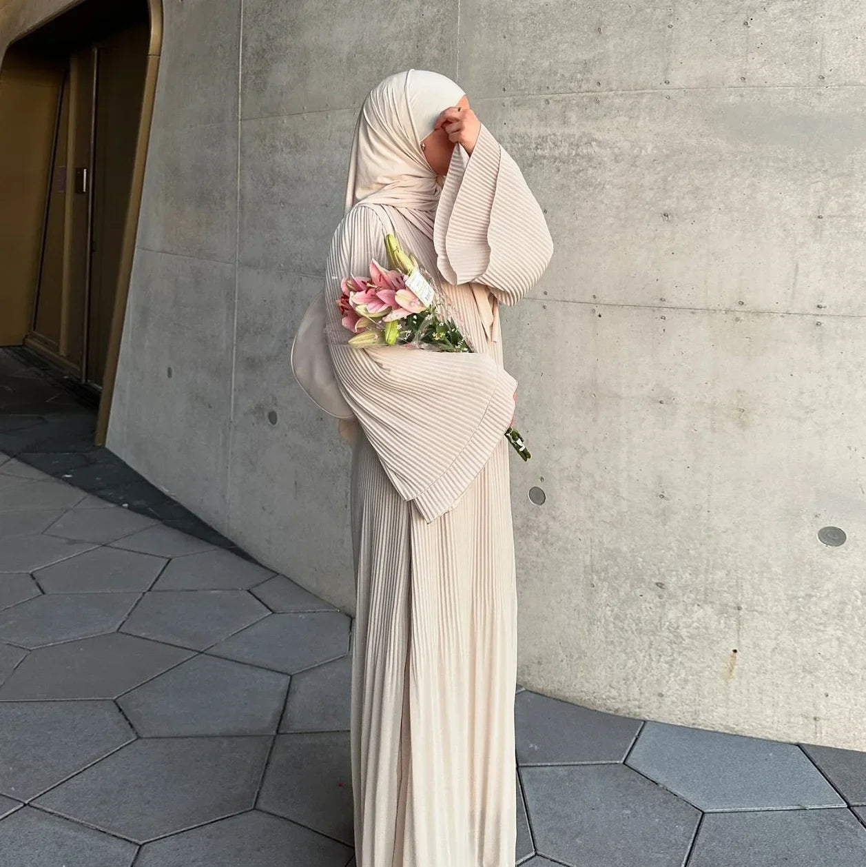 Abaya Elite — Pleated elegance for sacred occasions