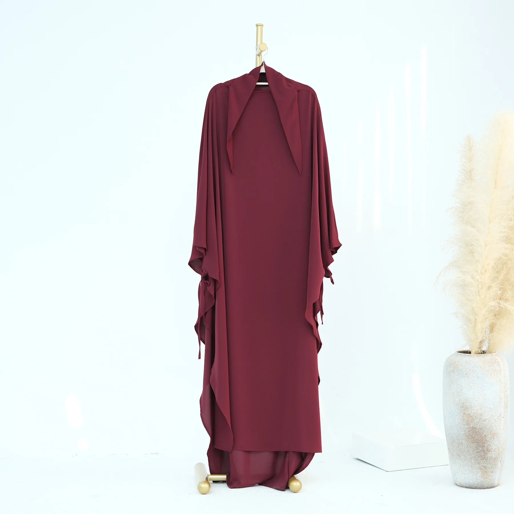 Khimar Amāna XL — Extra-long (Chador) with Tie-on Sleeves