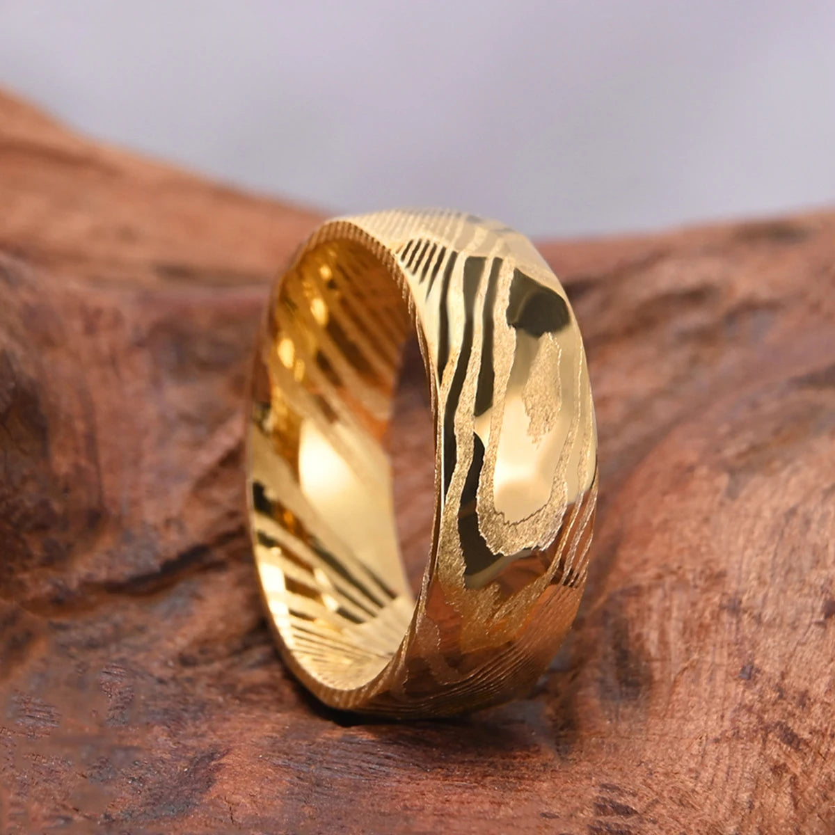 ZAYNA Damascus Steel Ring — Artisan Wedding Band
