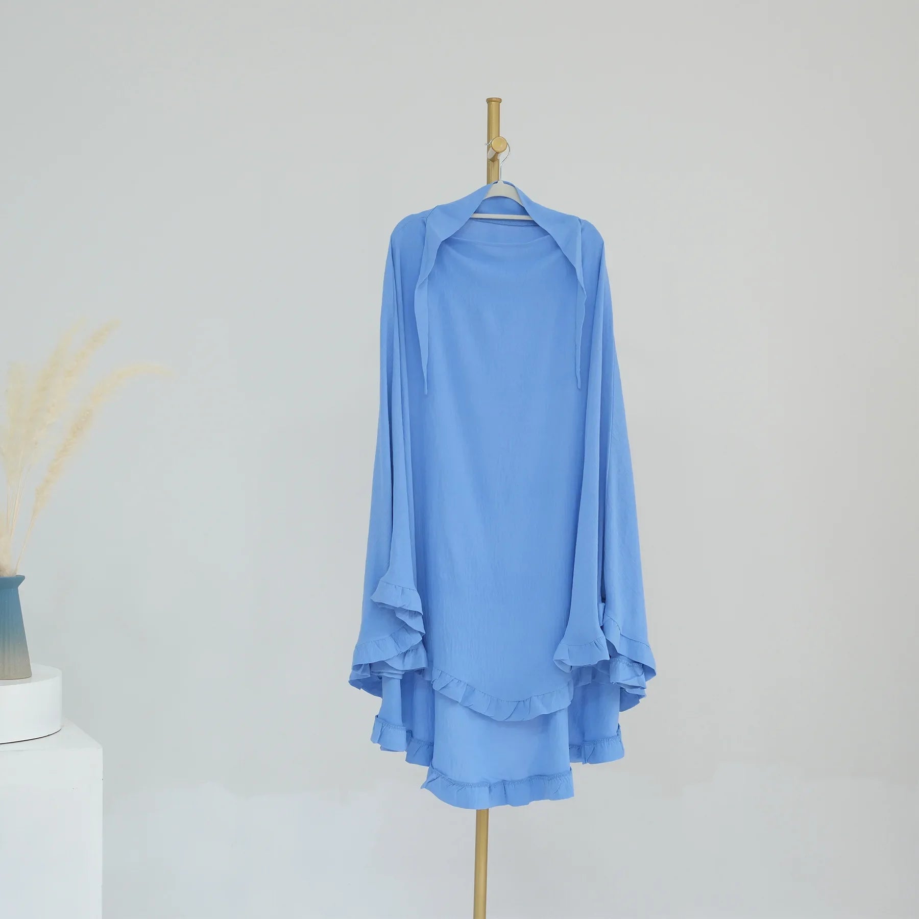 Khimar Nida Ruffles — 1 Nida Crepe Veil (Overhead)