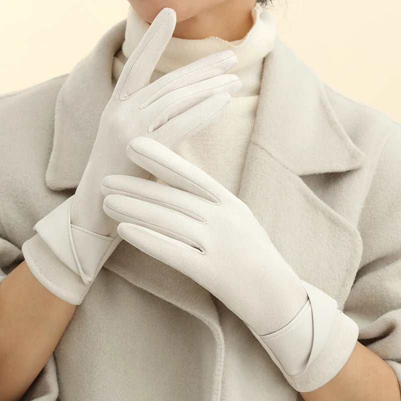 ZAYNA  Bow Touchscreen Winter Gloves — Elegant & Cozy