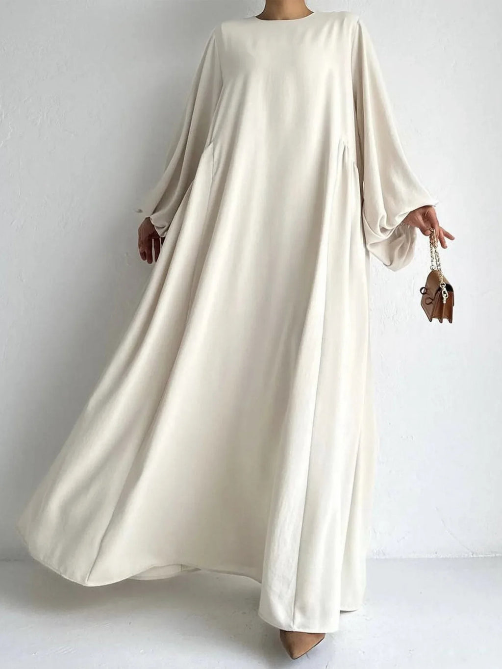 Mira Abaya — Maxi Dress with a Flowing Silhouette