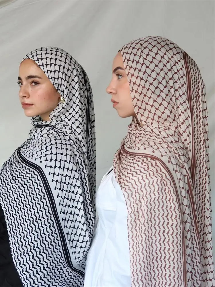 Layla Long Khimar — Flowing Muslin (Overhead)