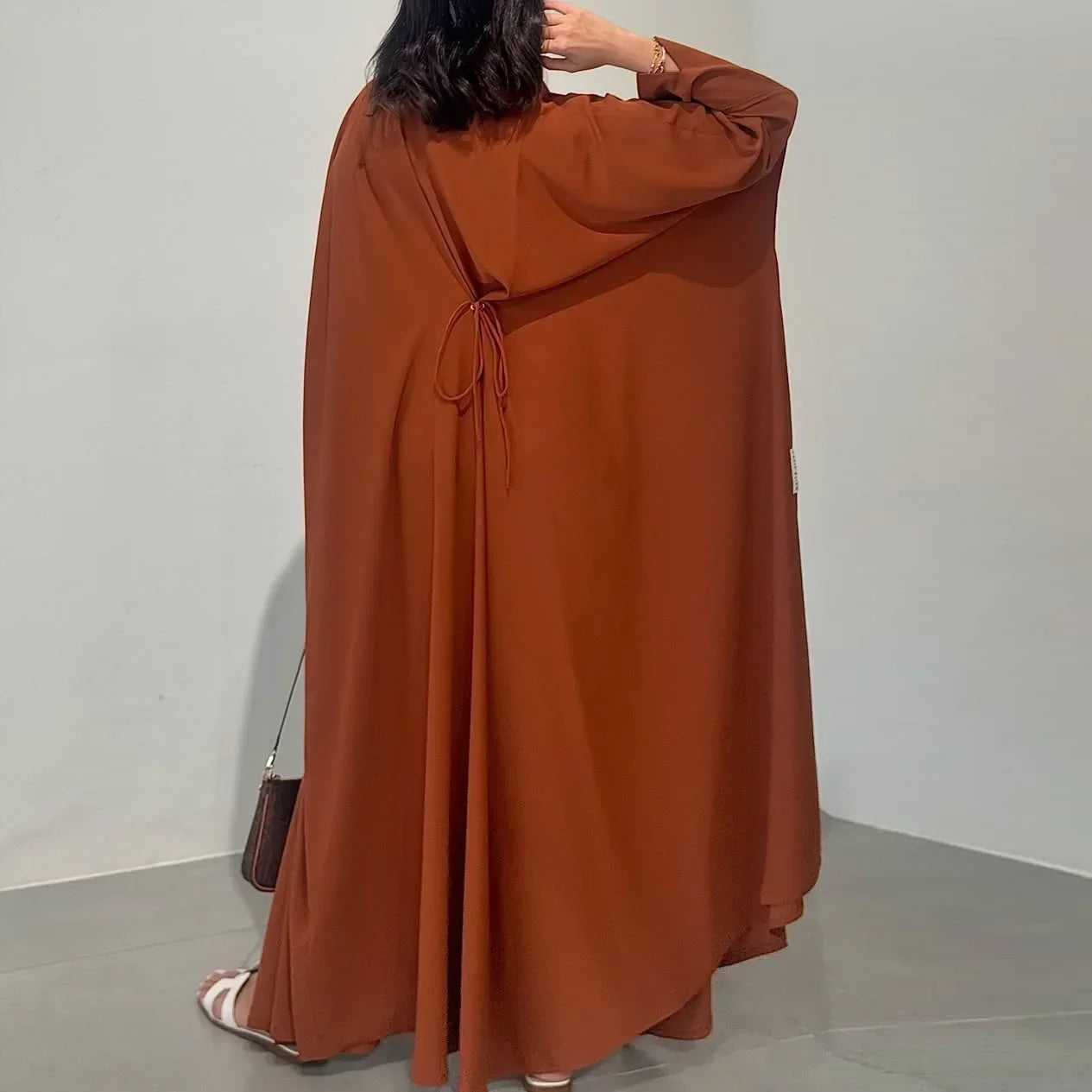 Abaya Rihāna — Open Cardigan with Laces