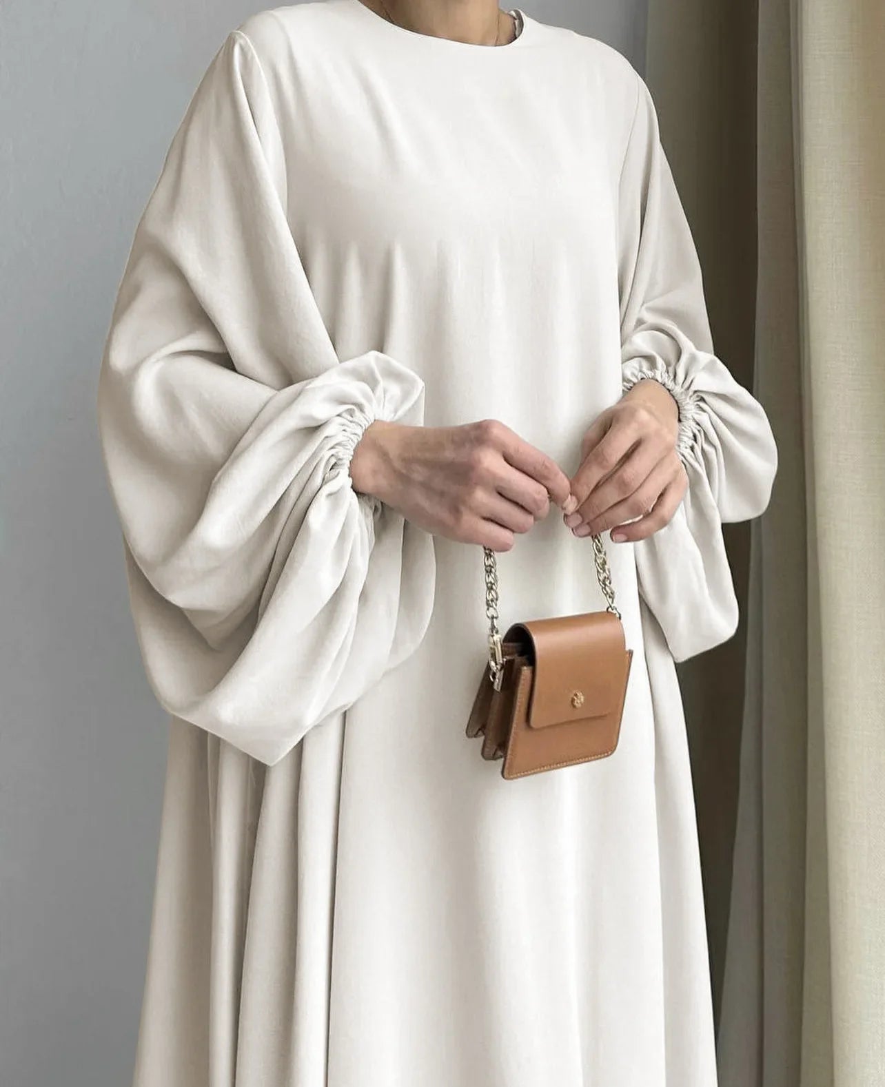 Mira Abaya — Maxi Dress with a Flowing Silhouette