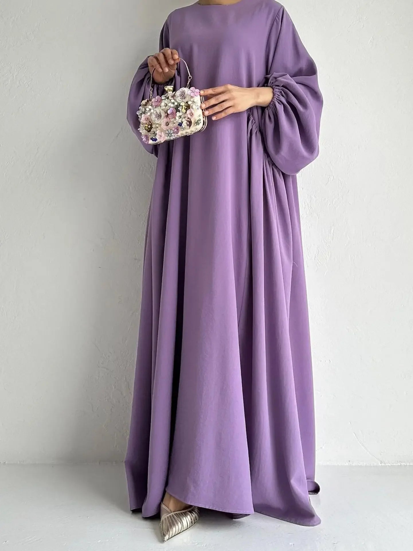 Mira Abaya — Maxi Dress with a Flowing Silhouette