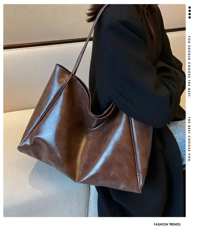 The Farah Tote — Original Leather Bucket Bag