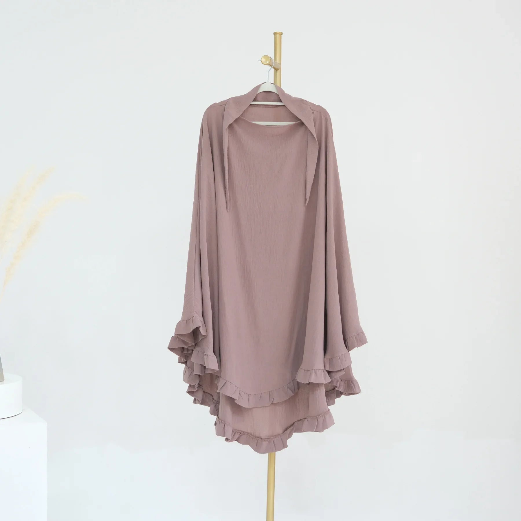 Khimar Nida Ruffles — 1 Nida Crepe Veil (Overhead)