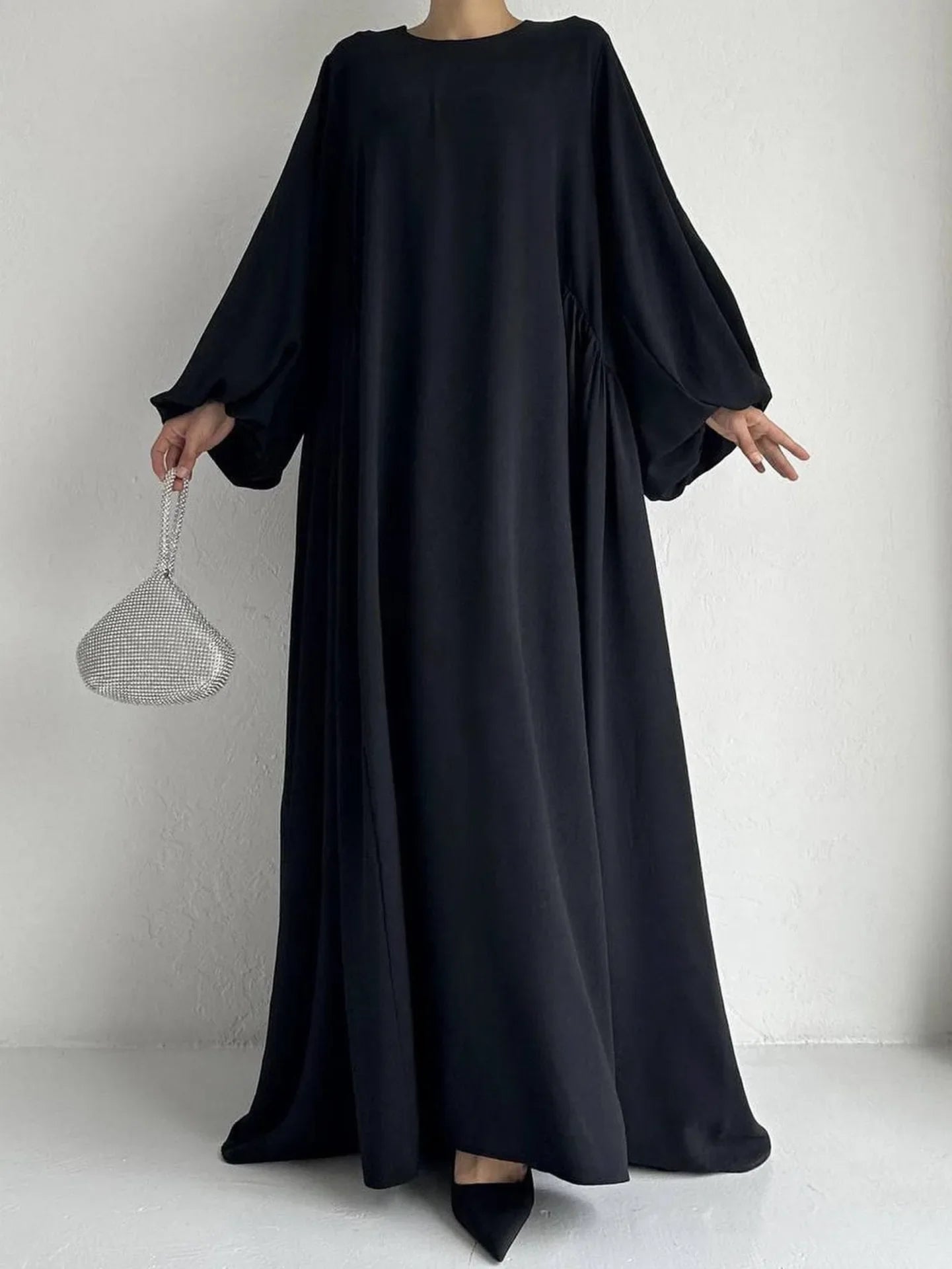Mira Abaya — Maxi Dress with a Flowing Silhouette