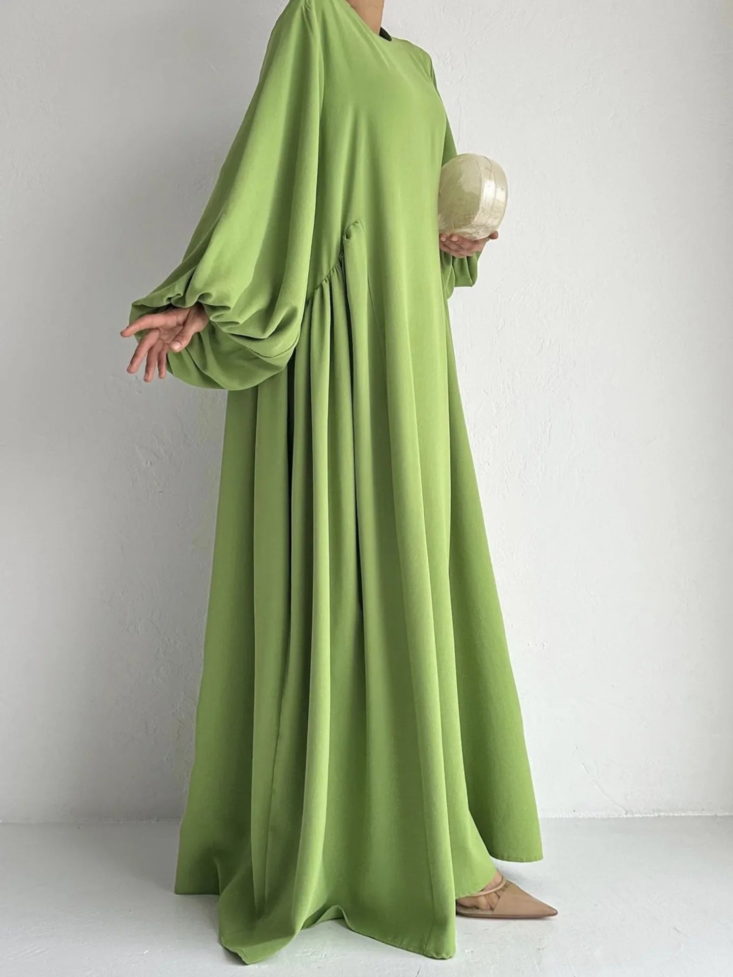 Mira Abaya — Maxi Dress with a Flowing Silhouette