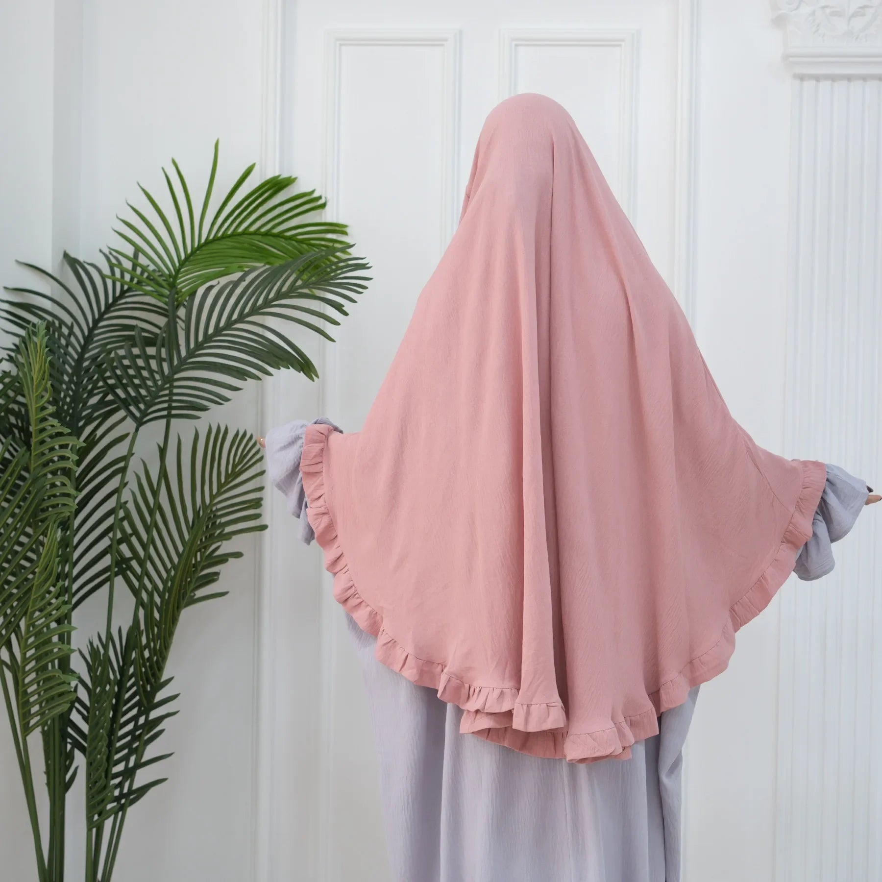 Khimar Nida Ruffles — 1 Nida Crepe Veil (Overhead)