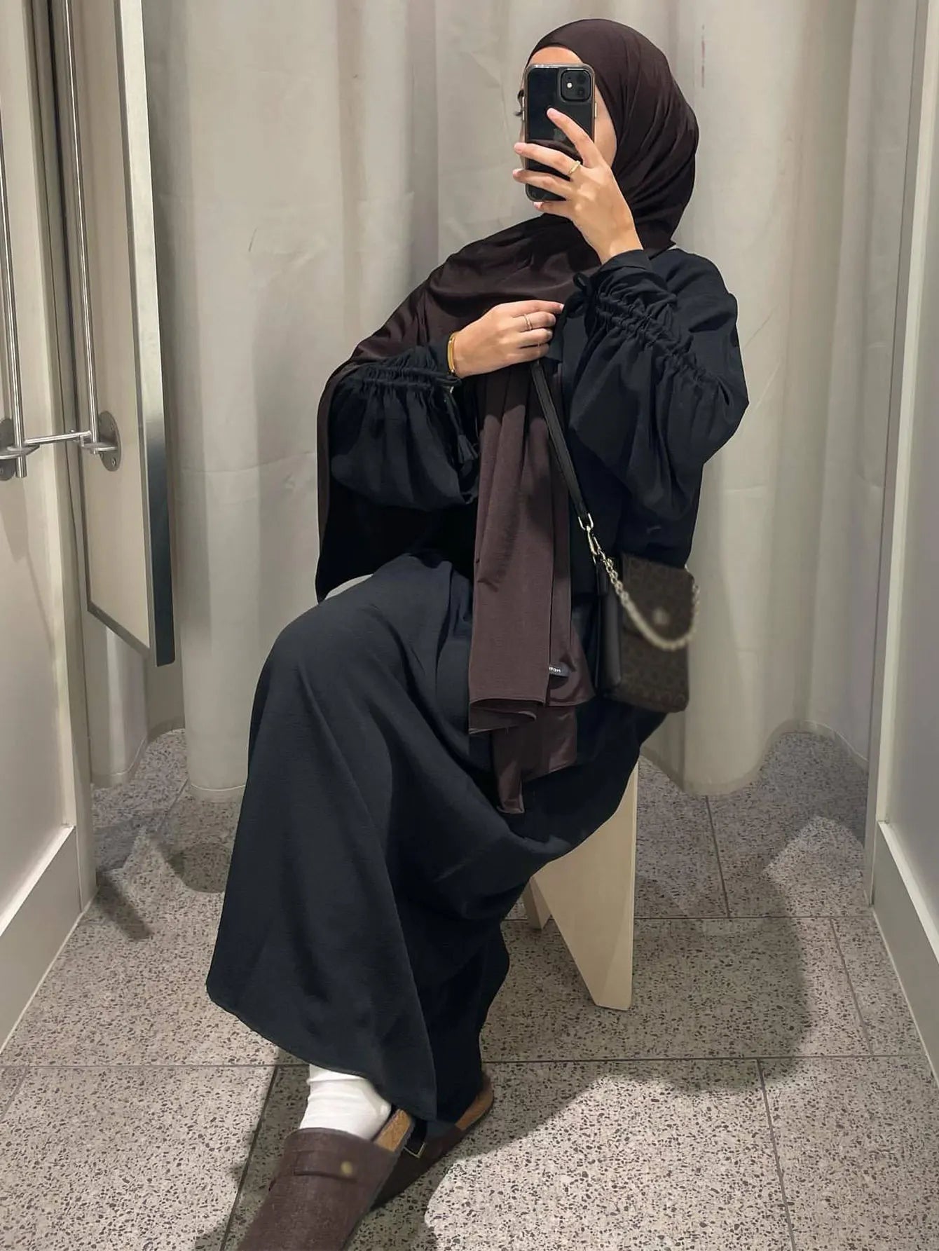 Abaya Naïla — Lace-Up Sleeves (Casual Edition)