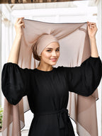 ZAYNA Instant Chiffon Hijab — Magnetic Buckle, Solid Color, Elegant Everyday Scarf