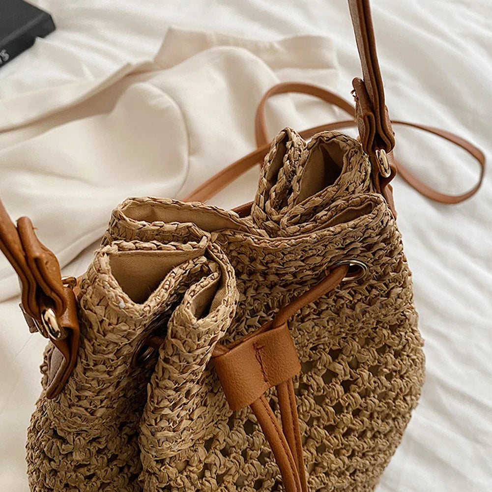 Noor Straw Shoulder Bag